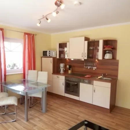 Moenchgut, Haus Meeresrauschen Whg 2 아파트 괴렌